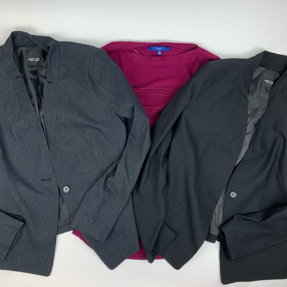 Simply Vera Wang 2 Women’s Blazers and Sweater